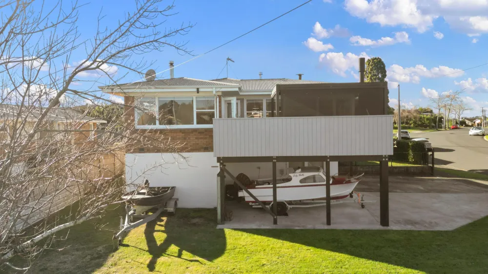 Photos of 1 Garden Heights Avenue