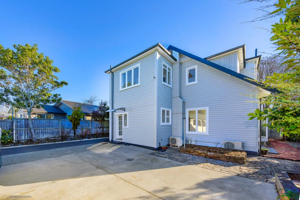 Photos of 74 Patten Street