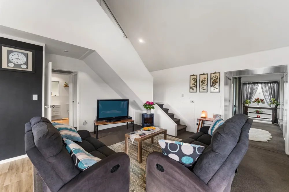 Photos of 57E Nairn Road