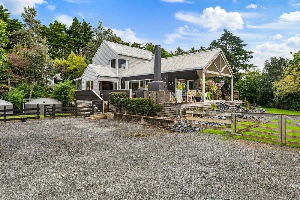 Photos of 57E Nairn Road