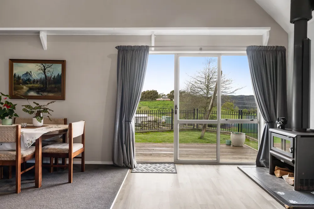 Photos of 57E Nairn Road