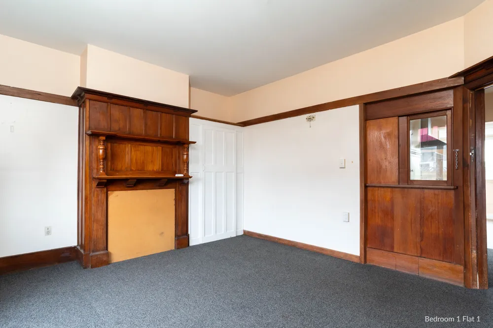 Photos of 255 Lyttelton Street