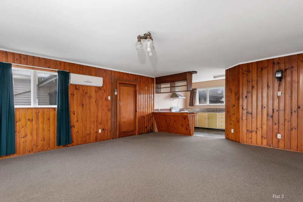 Photos of 255 Lyttelton Street