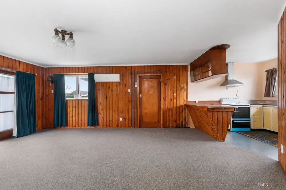 Photos of 255 Lyttelton Street