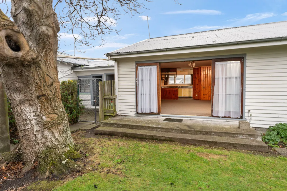 Photos of 255 Lyttelton Street