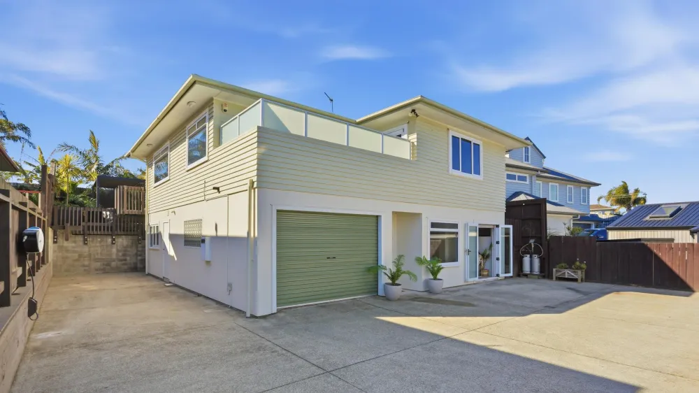 Photos of 37B Campbell Road