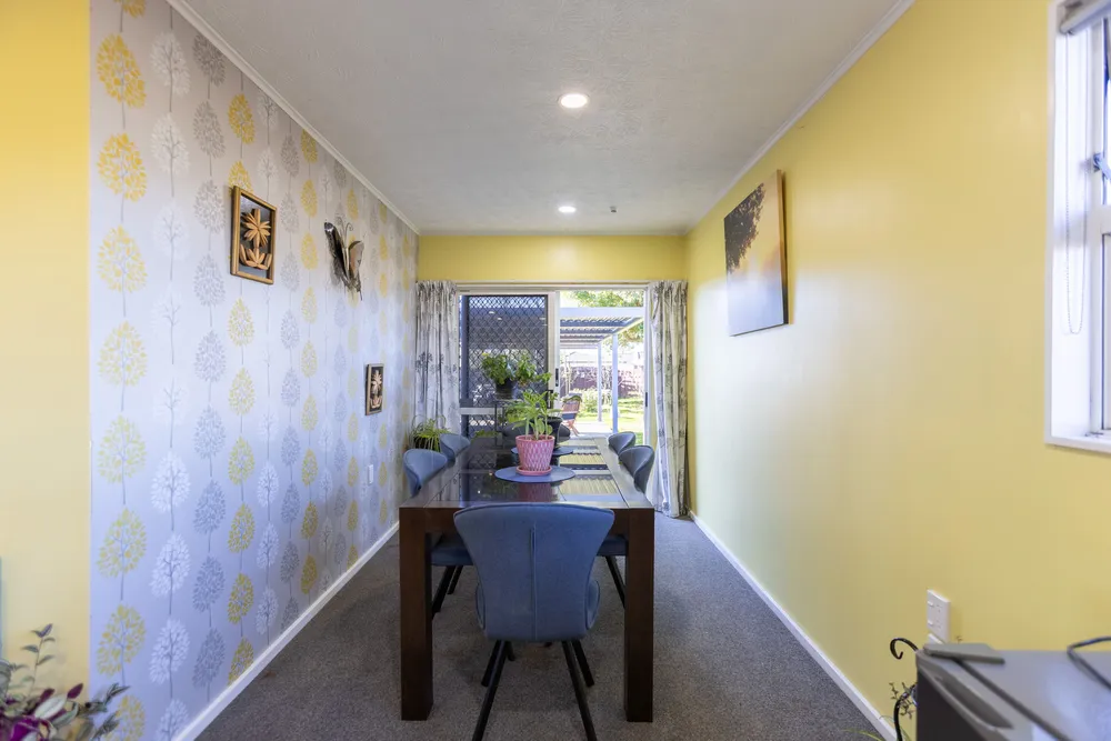 Photos of 37 Frickleton Street