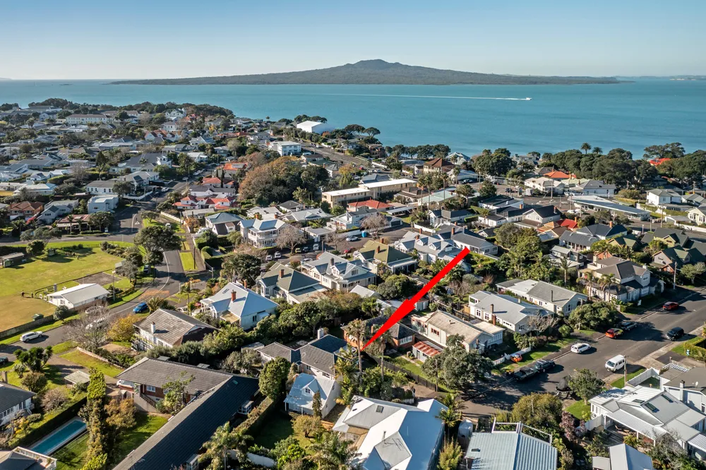 Photos of 12 Sinclair Street
