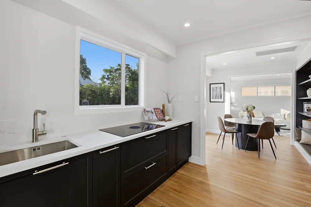 Photos of 12 Sinclair Street