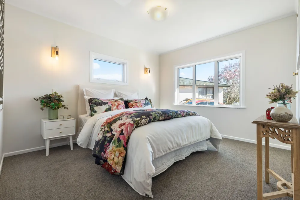 Photos of 9 Hill Crescent