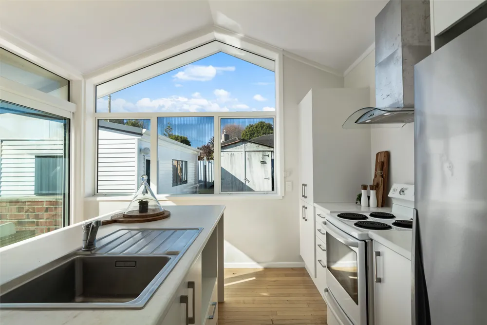 Photos of 9 Hill Crescent