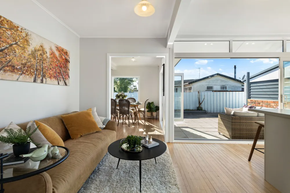 Photos of 9 Hill Crescent