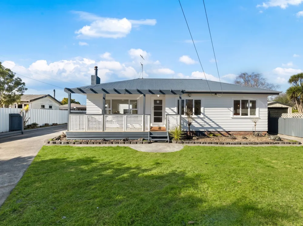 Photos of 9 Hill Crescent