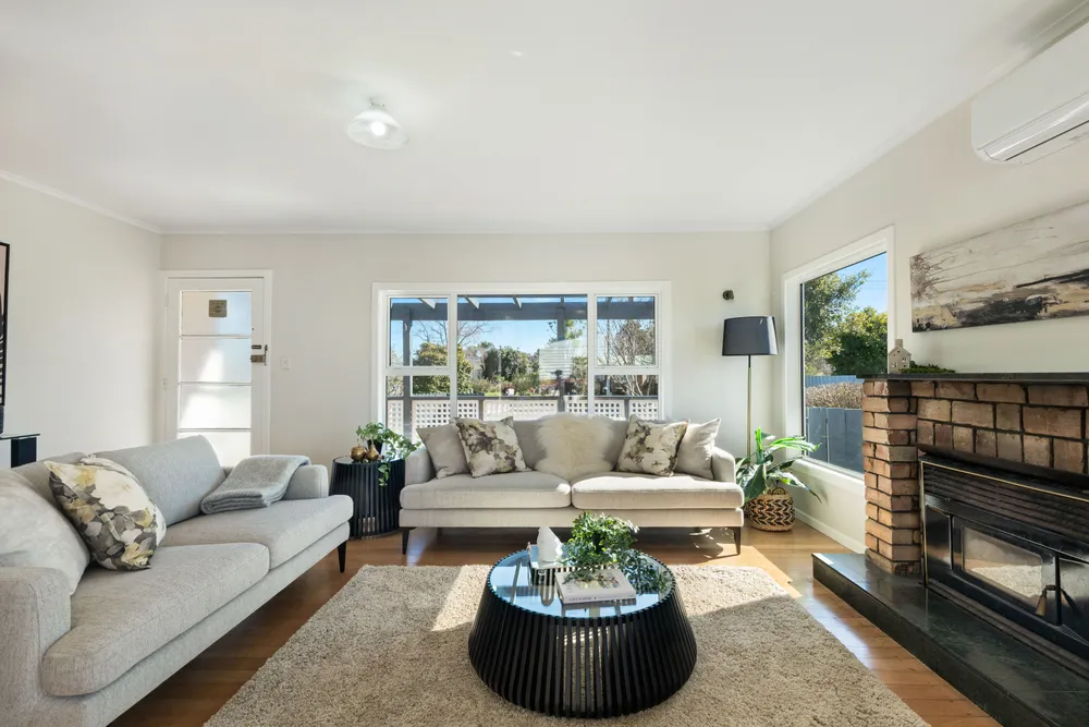 Photos of 9 Hill Crescent