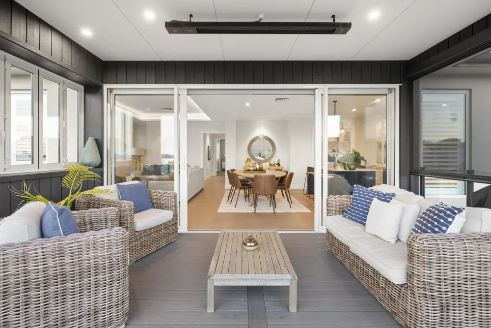 Photos of 43 Thirteenth Avenue
