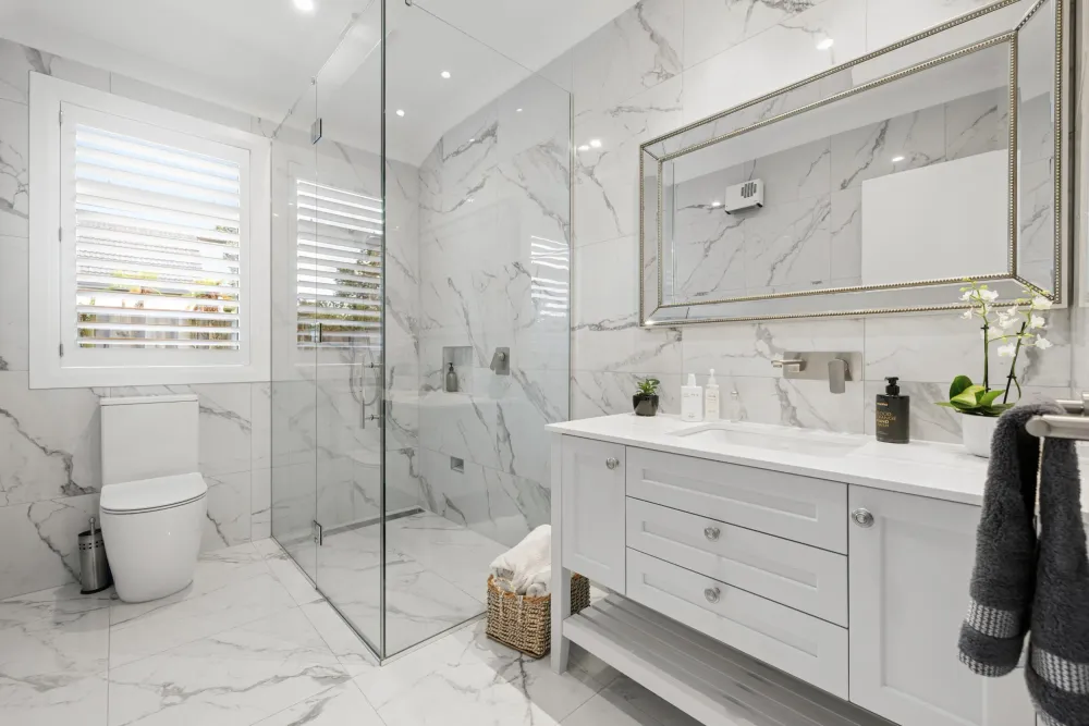 Photos of 43 Thirteenth Avenue