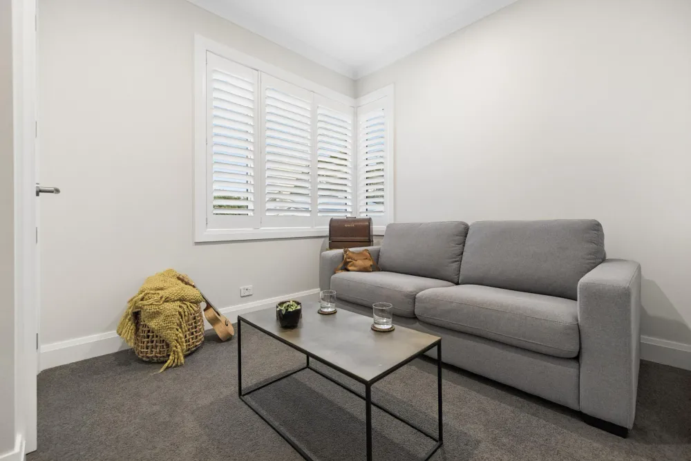 Photos of 43 Thirteenth Avenue