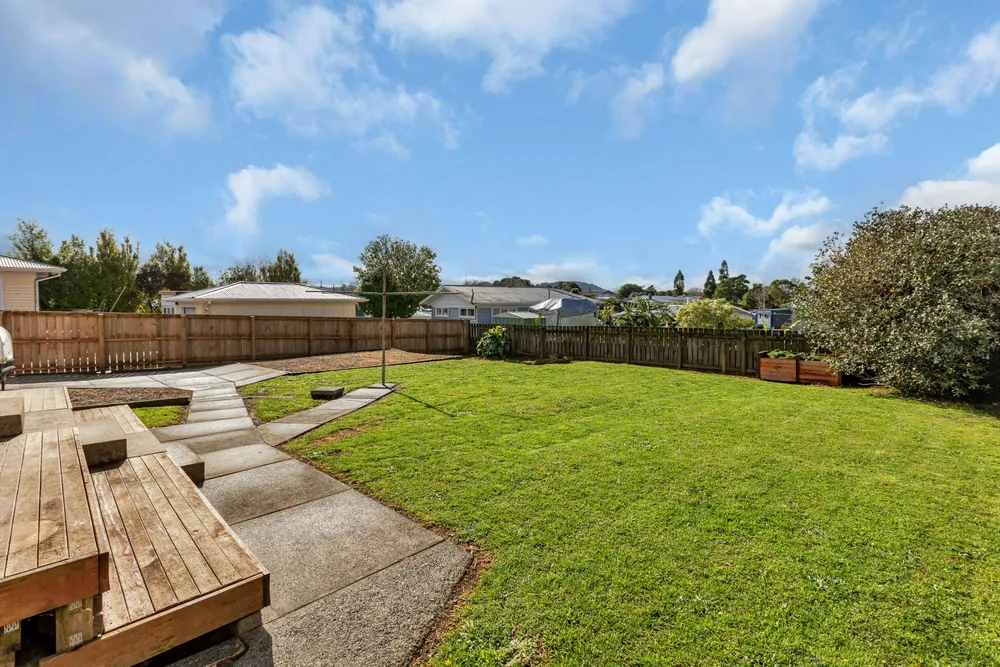 Photos of 38 Otuhiwai Crescent