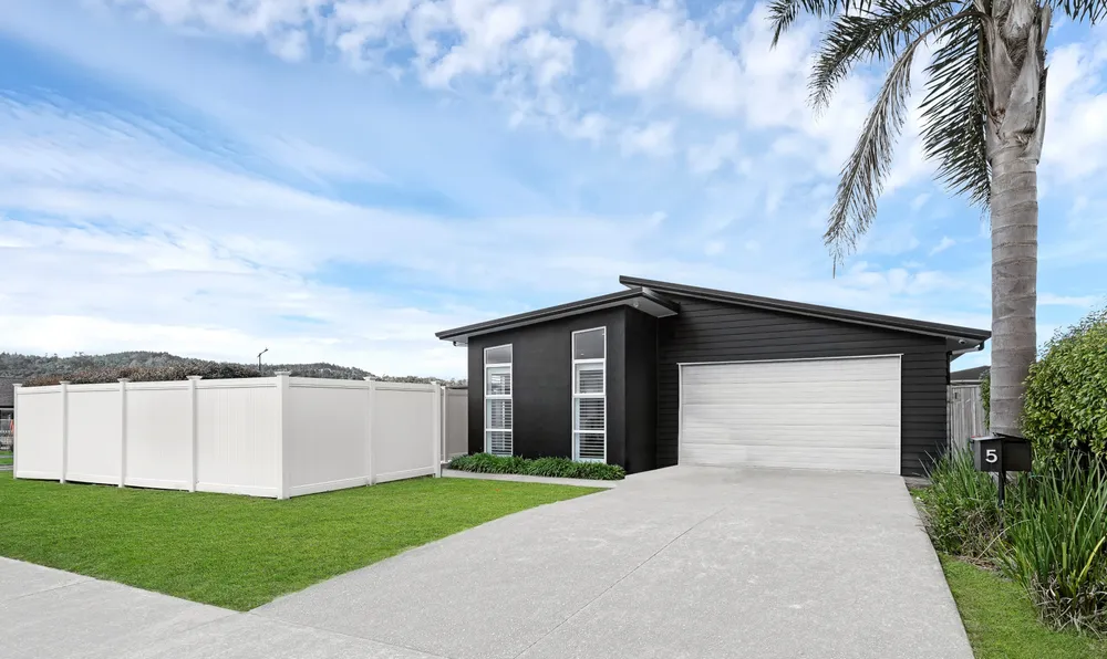 Photos of 5 Hooton Drive