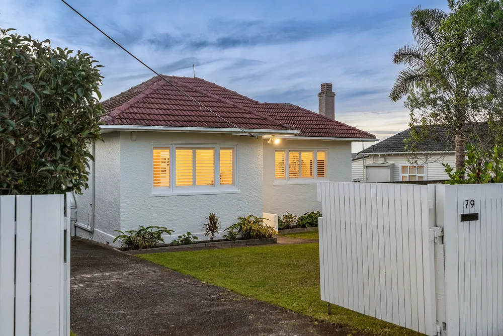 Photos of 79 Astley Avenue