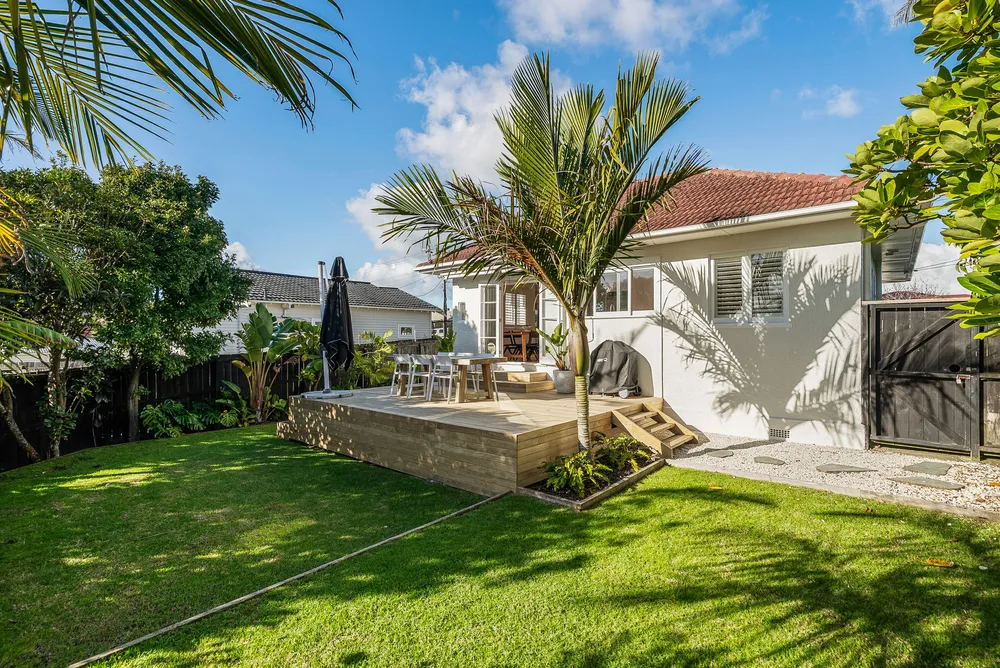 Photos of 79 Astley Avenue