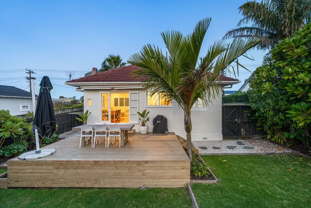 Photos of 79 Astley Avenue