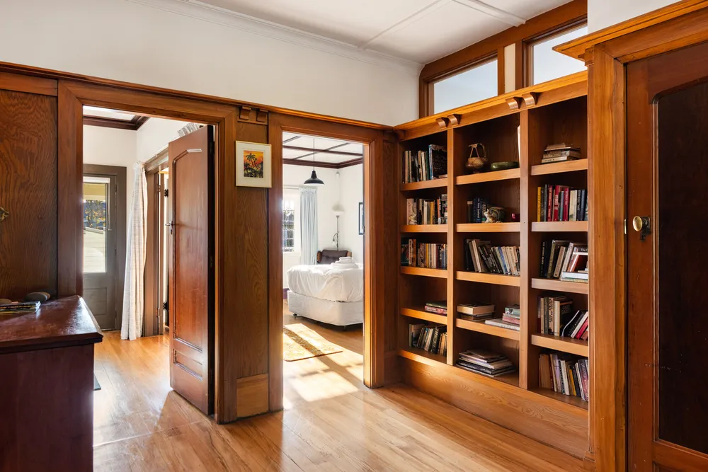 Photos of 13 Clifford Street