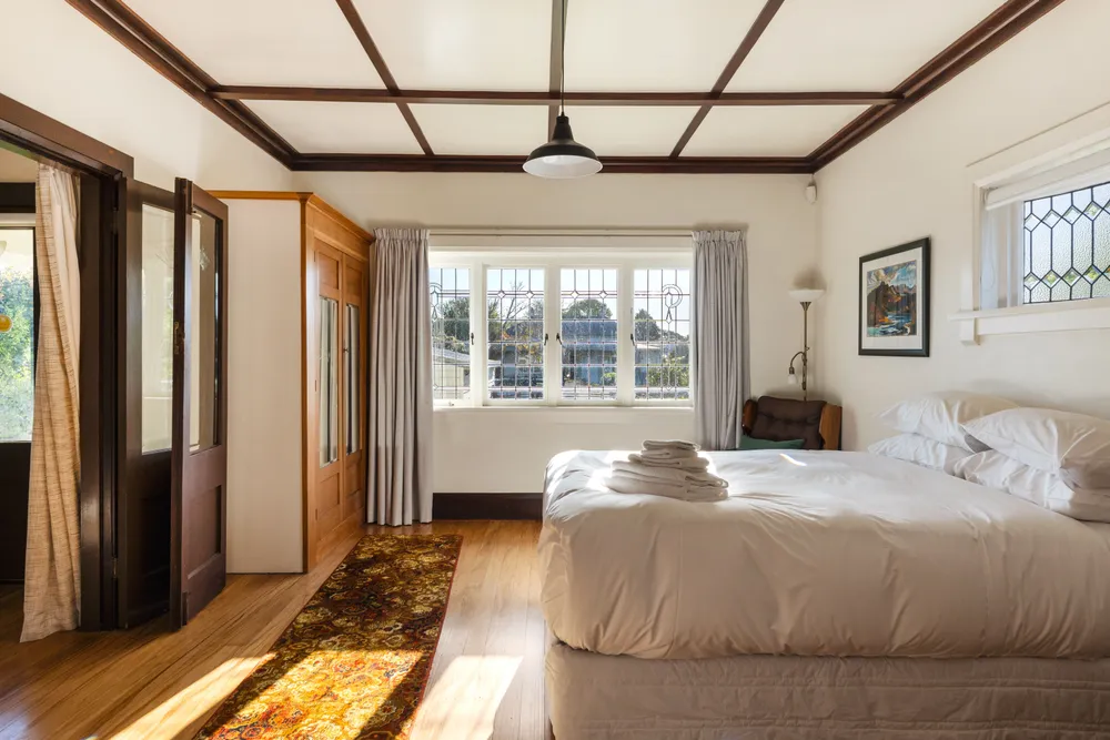 Photos of 13 Clifford Street