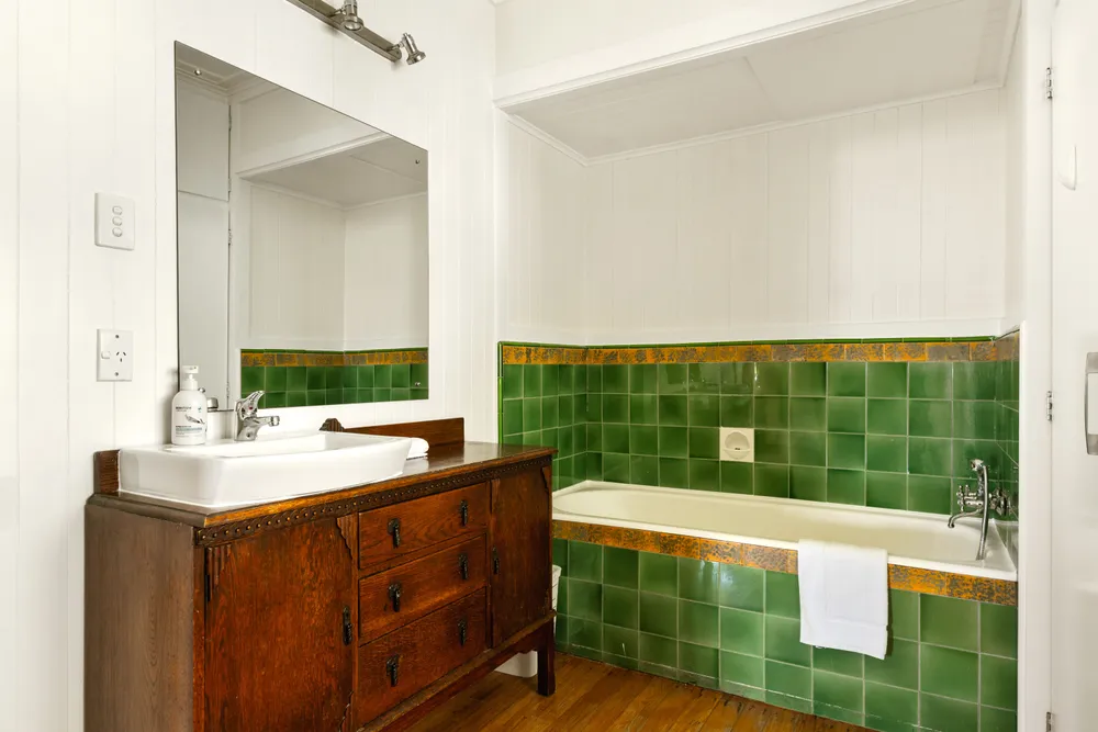 Photos of 13 Clifford Street