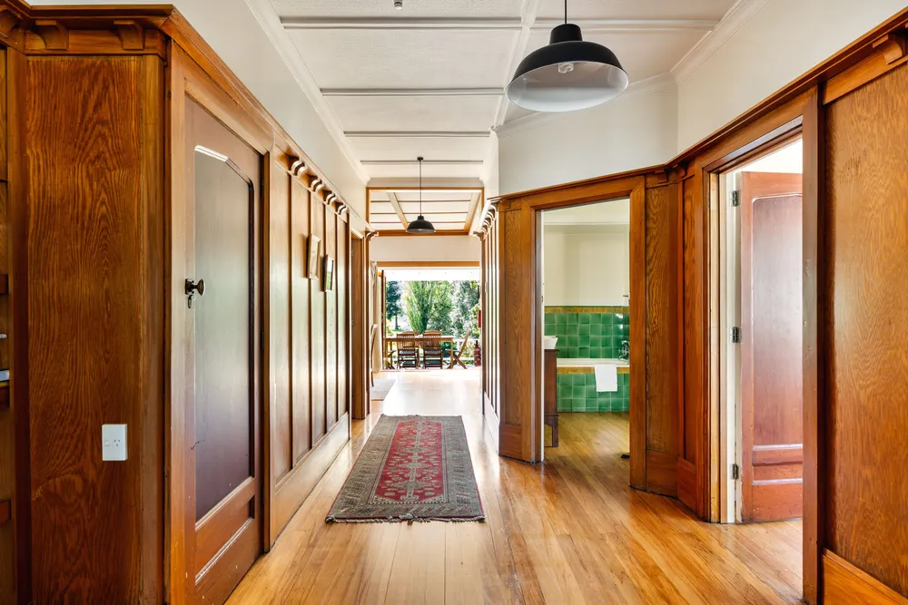 Photos of 13 Clifford Street
