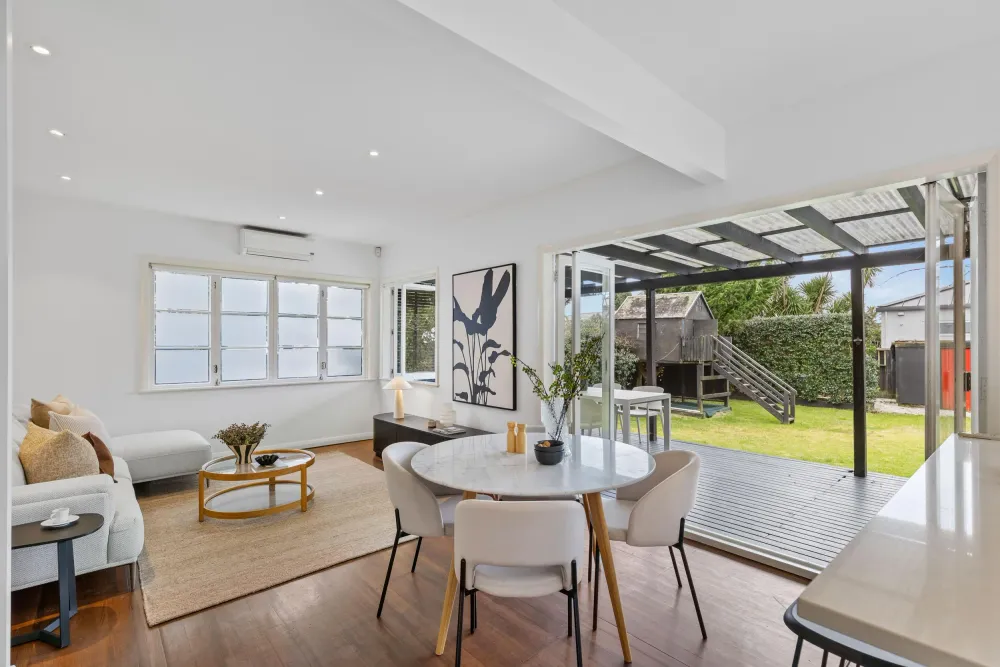 Photos of 265 Point Chevalier Road