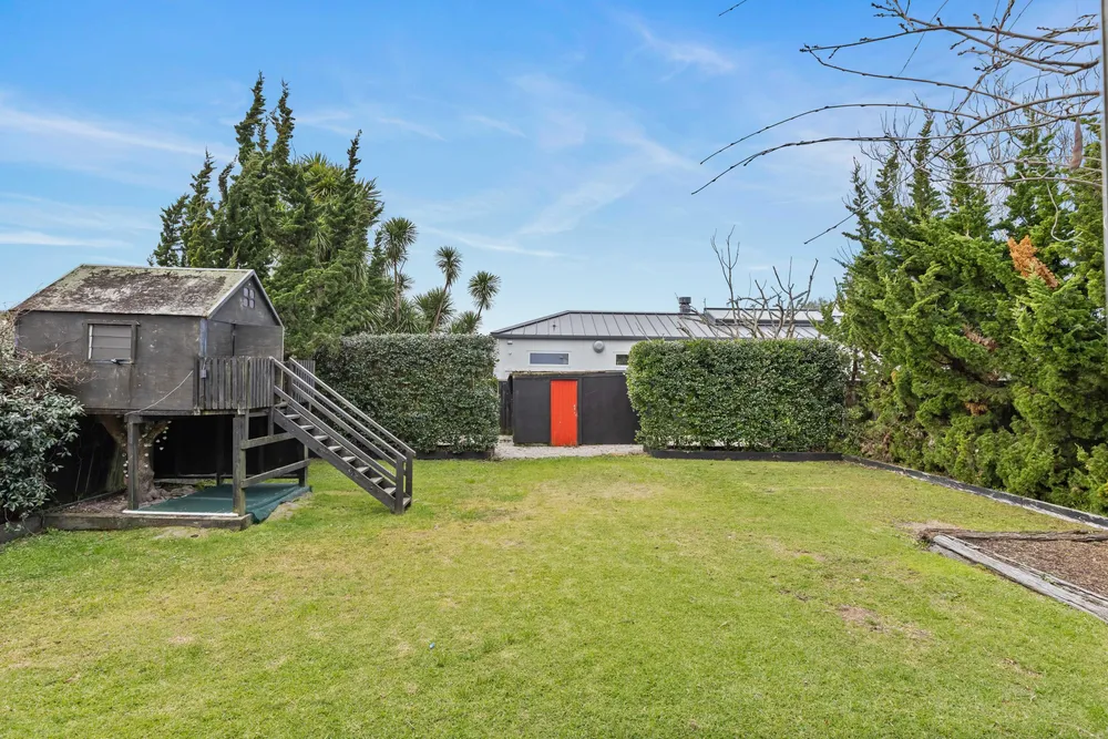 Photos of 265 Point Chevalier Road