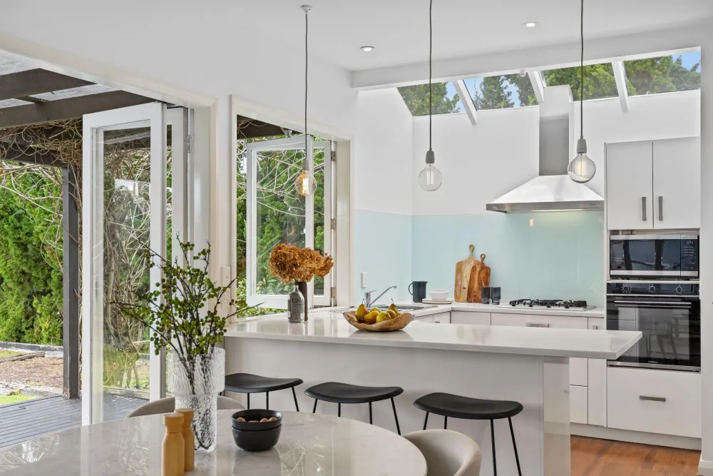 Photos of 265 Point Chevalier Road