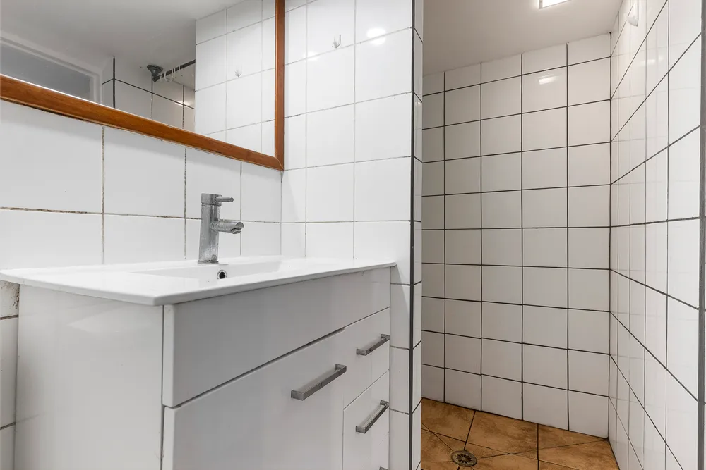 Photos of 37 Caronia Crescent