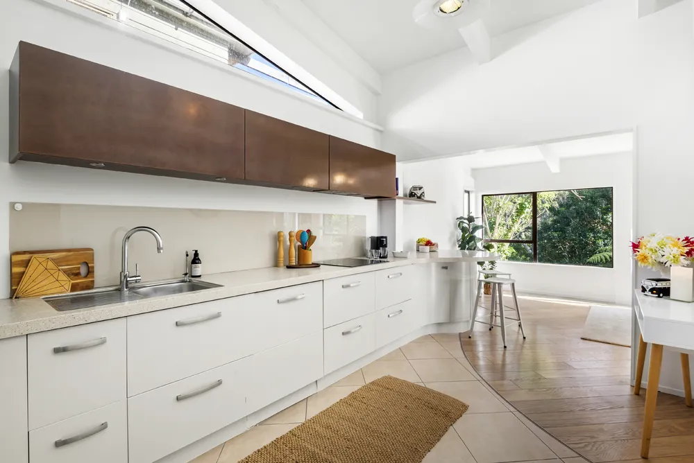 Photos of 9 Saddleback Rise