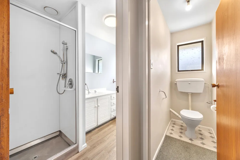 Photos of 1/12 Camrose Place