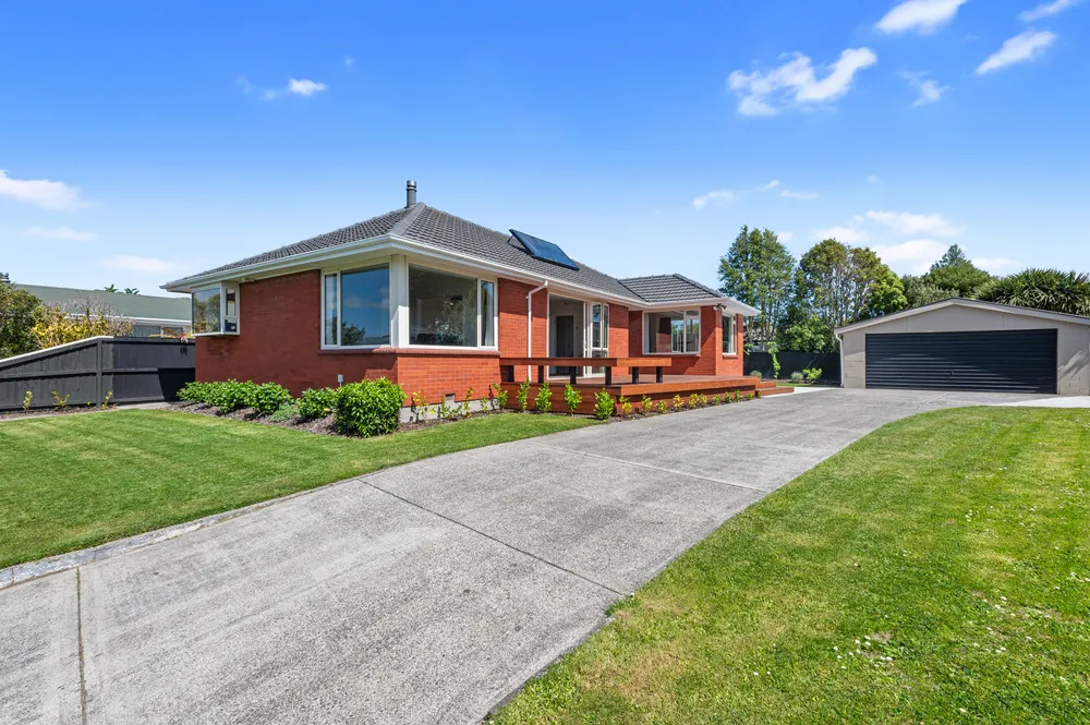 Photos of 15 Neave Place