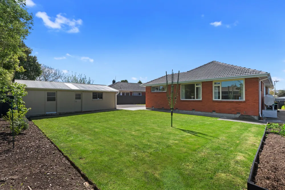 Photos of 15 Neave Place