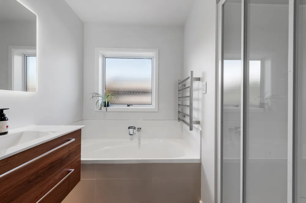 Photos of 15 Neave Place