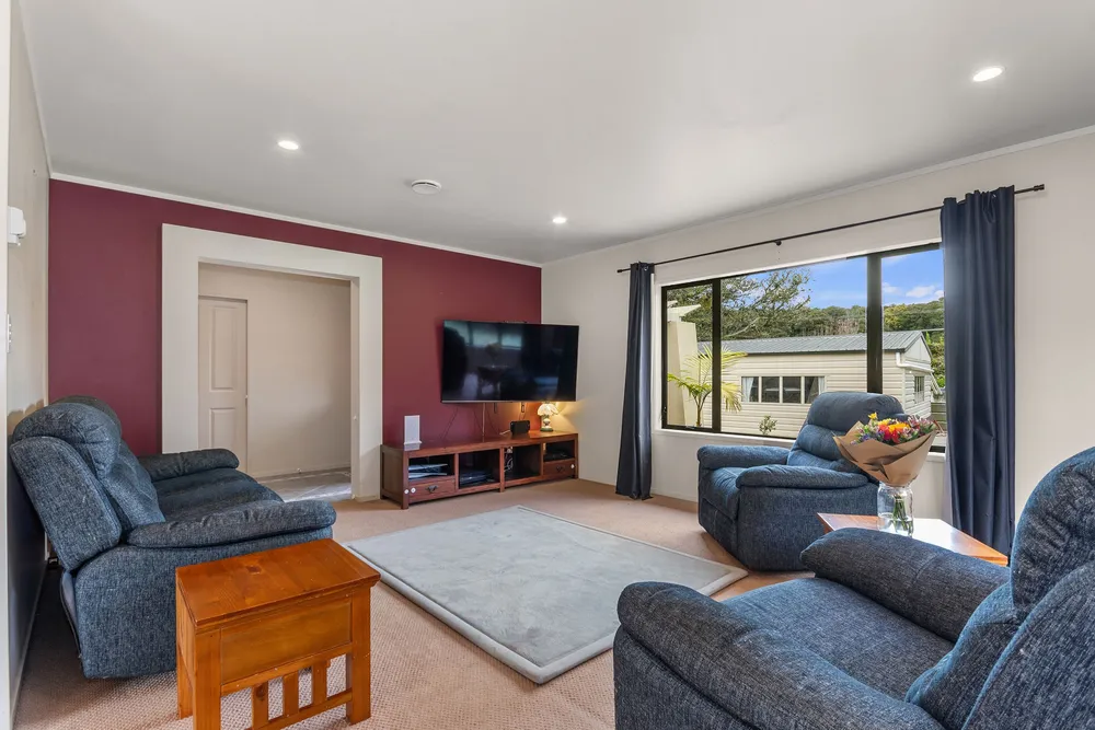 Photos of 68 Kara Road