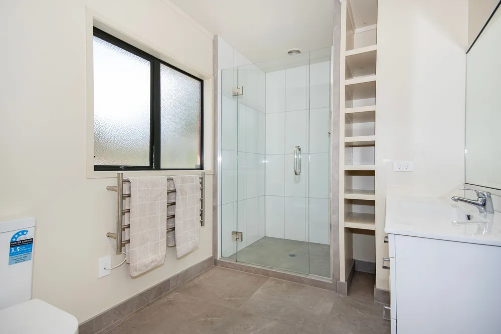 Photos of 68 Kara Road