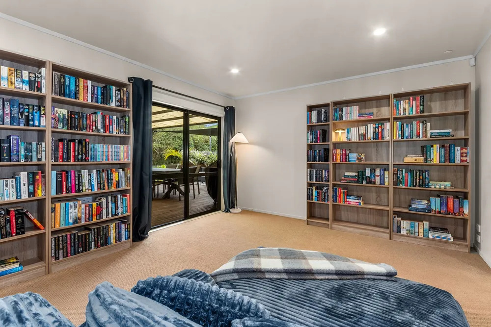 Photos of 68 Kara Road