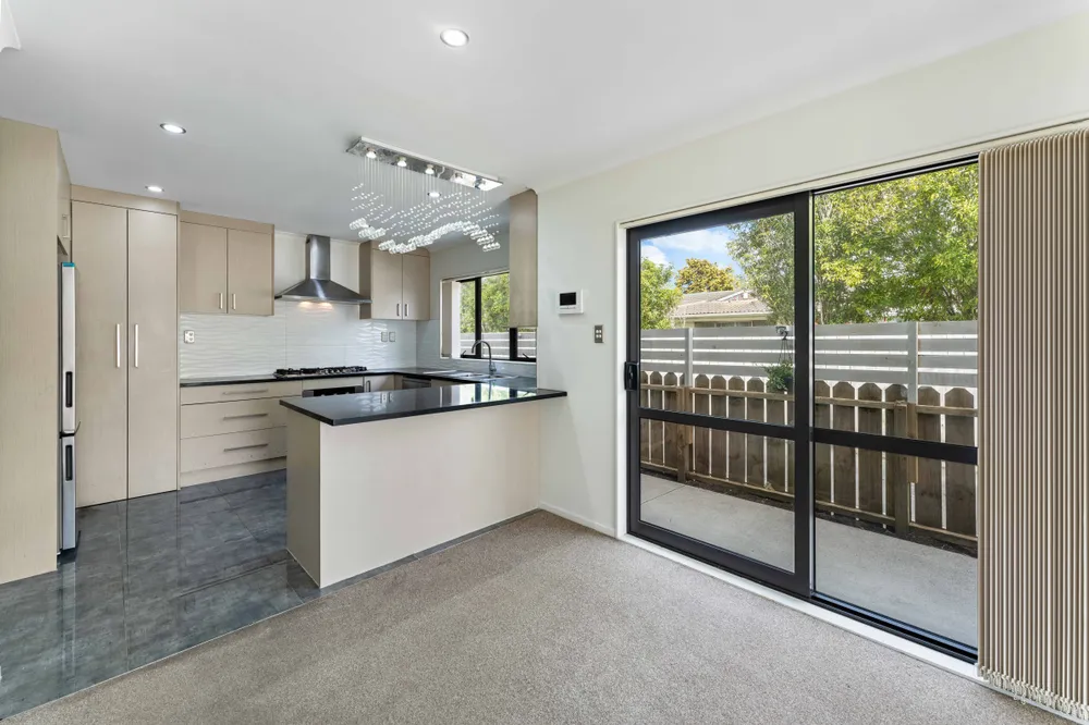 Photos of 49B Birdwood Avenue