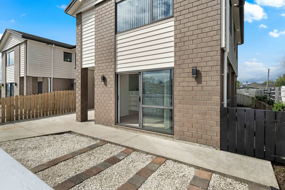 Photos of 49B Birdwood Avenue