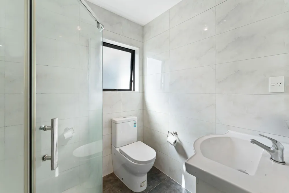 Photos of 49B Birdwood Avenue