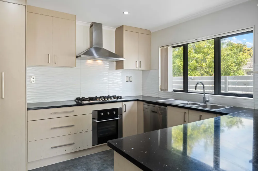 Photos of 49B Birdwood Avenue