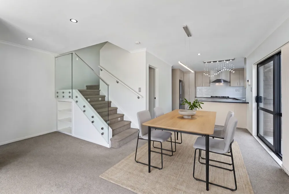 Photos of 49B Birdwood Avenue