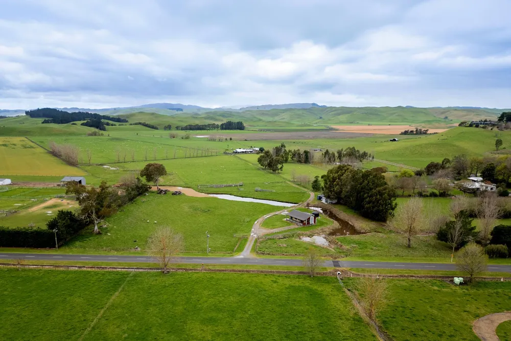 Photos of 533 Raukawa Road