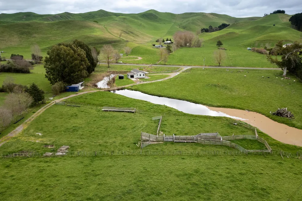 Photos of 533 Raukawa Road