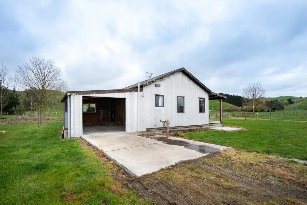 Photos of 533 Raukawa Road